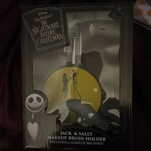 Never opened nightmare before Christmas makeup brush set with holder